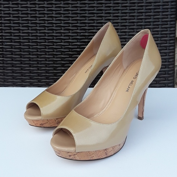 ANTONIO MELANI Shoes - Antonio Melani Nude Peep Toe  Heels Sz 9.5
